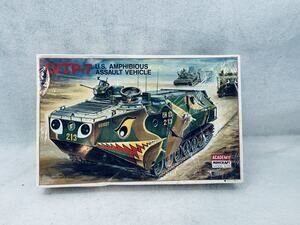 NIB Academy LVTP-7 US Amphibious Assault Vehicle Model Sealed Unassembled Kit